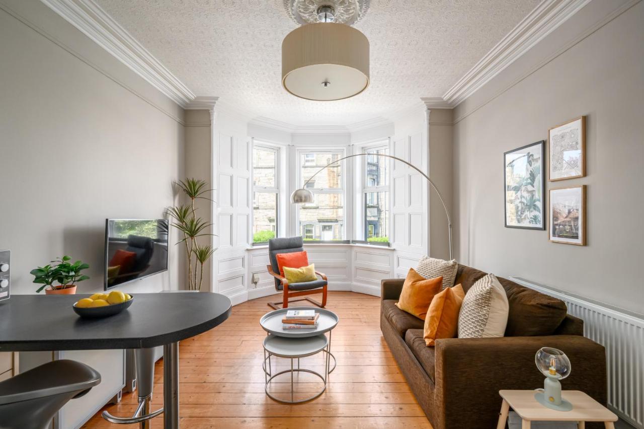 The Holyrood Park Apartment Edinburgh Exterior photo